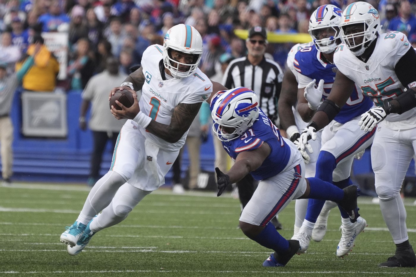 Rams look to extend winning streak, Dolphins aim to end skid in Monday night matchup | iNFOnews.ca