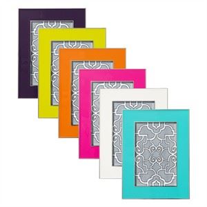 Right at Home: Neon hues are back in spring decor and updated from the '80s | iNFOnews.ca CP23462646