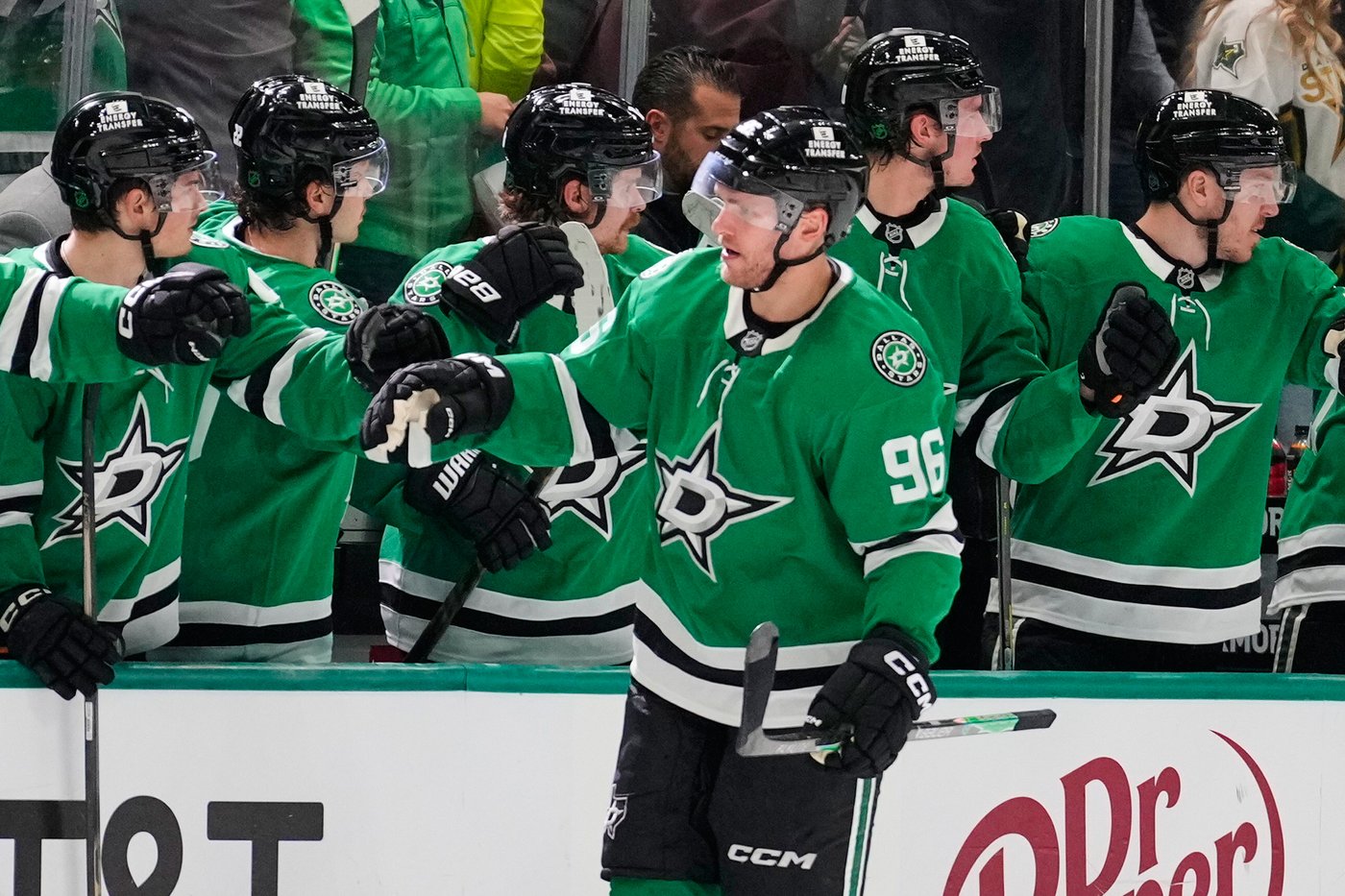 Wyatt Johnston has 3 assists, shootout winner as Stars beat Oilers 4-3 in West rematch | iNFOnews.ca Wyatt Johnston has 3 assists, shootout winner as Stars beat Oilers 4-3 in West rematch | iNFOnews.ca