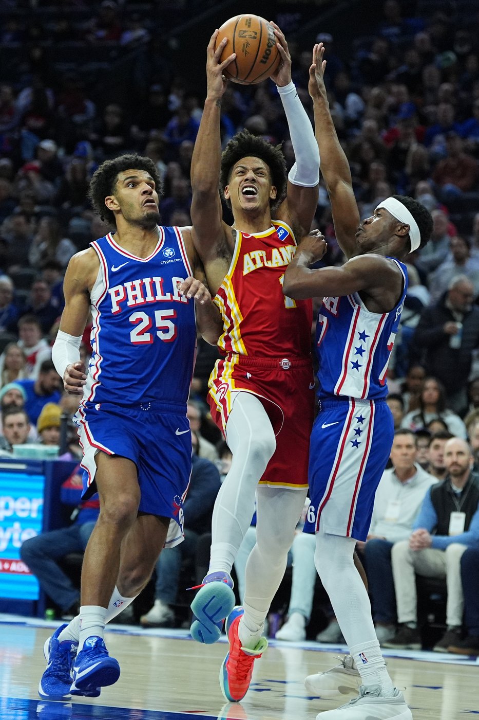 Johnson and McCollum power Hawks past the 76ers 117-107 as Atlanta snaps 3-game skid | iNFOnews.ca Johnson and McCollum power Hawks past the 76ers 117-107 as Atlanta snaps 3-game skid | iNFOnews.ca