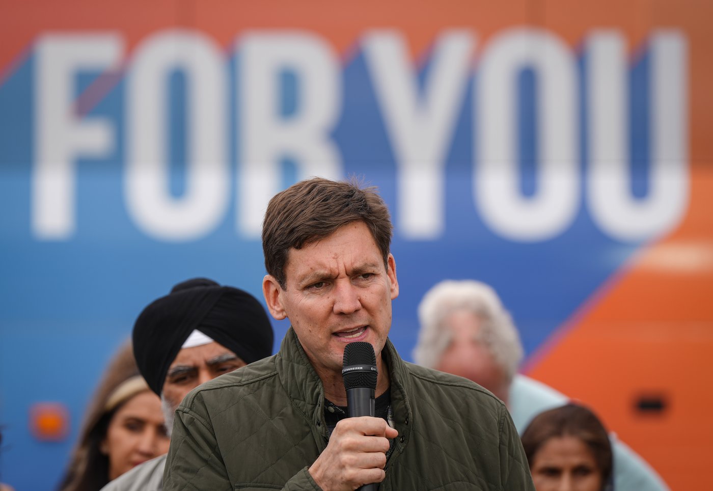 B.C. leaders officially start election campaign talking health, addiction, economy | iNFOnews.ca