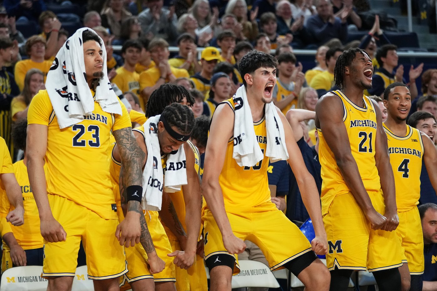 No. 2 Michigan remains unbeaten in 89-61 rout of Villanova | iNFOnews.ca No. 2 Michigan remains unbeaten in 89-61 rout of Villanova | iNFOnews.ca