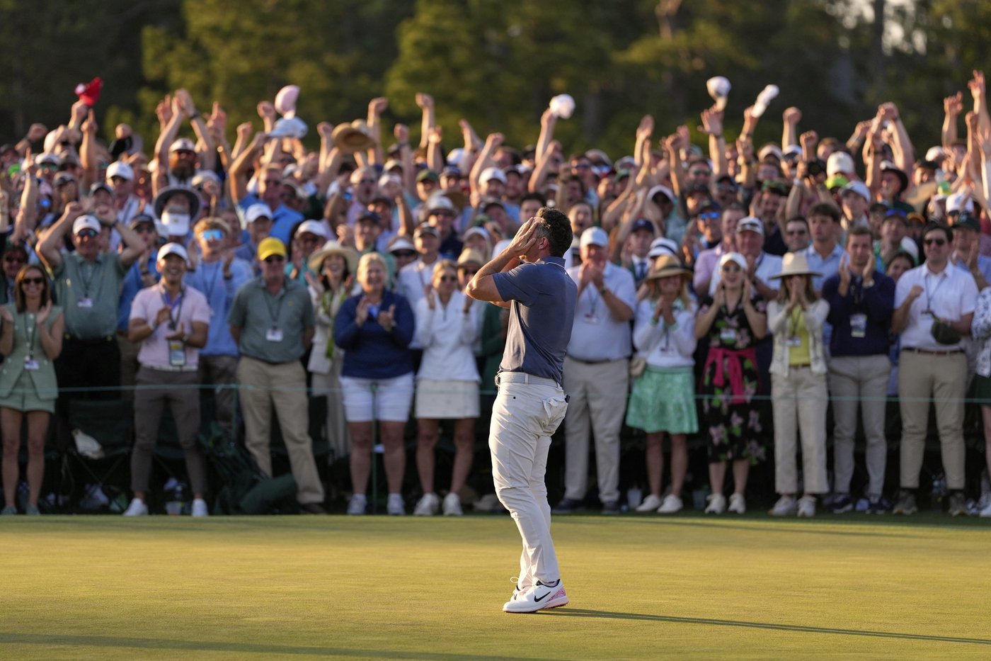 Rory McIlroy wins Masters playoff to complete the career Grand Slam | iNFOnews.ca
