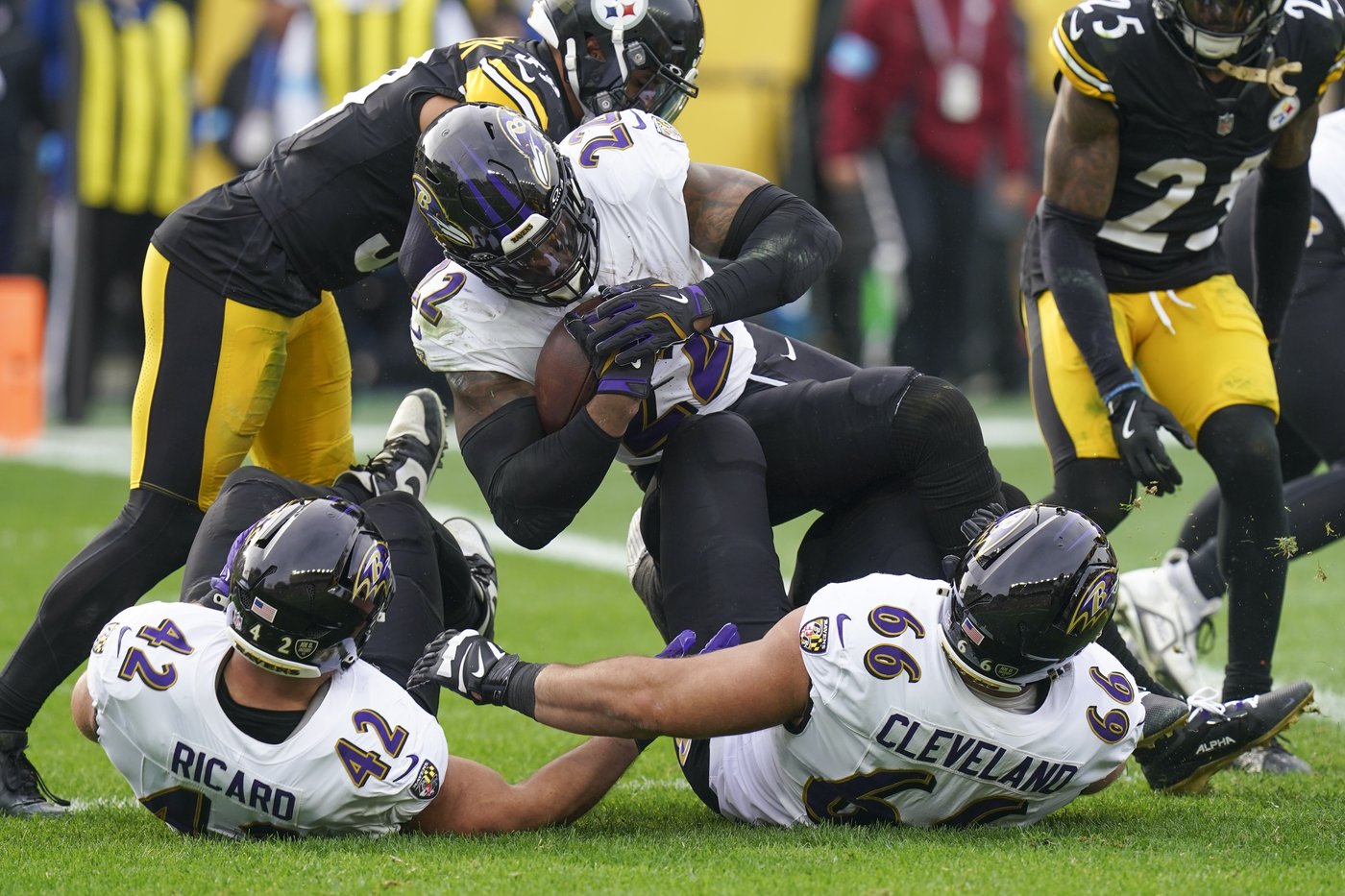 Boswell kicks 6 field goals and the Steelers bottle up Lamar Jackson in 18-16 win over the Ravens | iNFOnews.ca