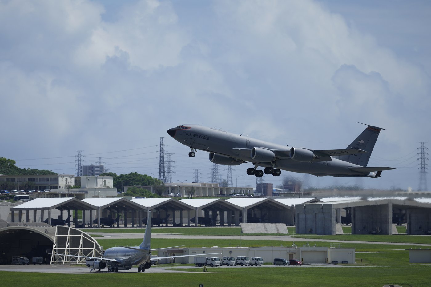 US Marines start partial transfer from Okinawa in Japan to Guam under plan agreed 12 years ago | iNFOnews.ca