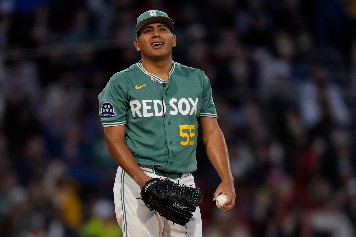 Pinch-hitter Yoshida delivers RBI single in the 10th as green-clad Red Sox beat Tigers 1-0 | iNFOnews.ca