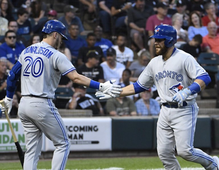 From the Plate to the Mic: Several former Blue Jays active in baseball podcast space | iNFOnews.ca