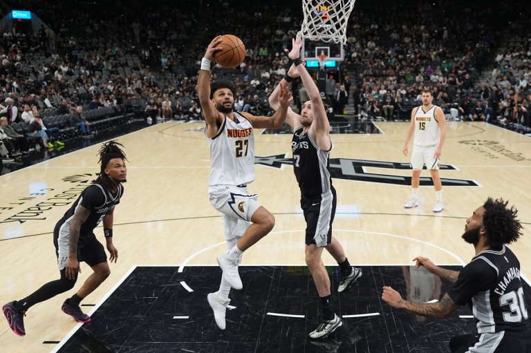 Nuggets rally past Spurs 136-131 as Jokic posts 31-20-12 and Murray scores 39 | iNFOnews.ca