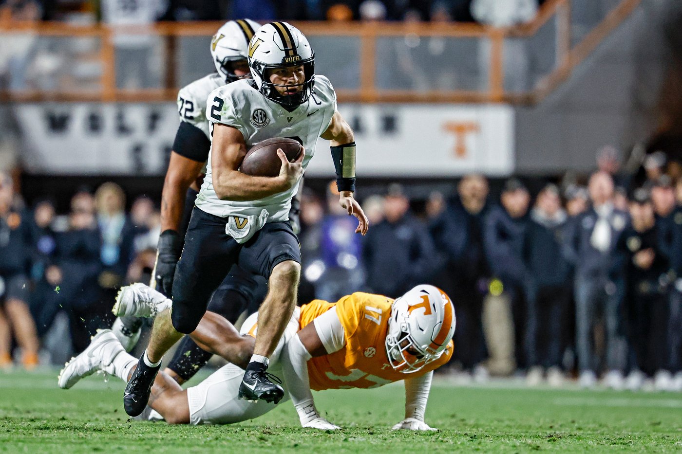 AP Player of the Week: Vandy's Diego Pavia wins award 2nd time in 4 weeks for big game against Vols | iNFOnews.ca