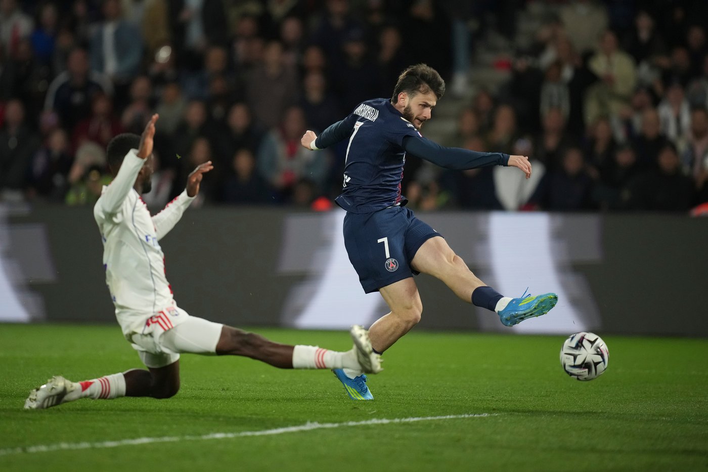 Stopping Kvaratskhelia is key to Bayern's chances against PSG in Champions League semifinal | iNFOnews.ca