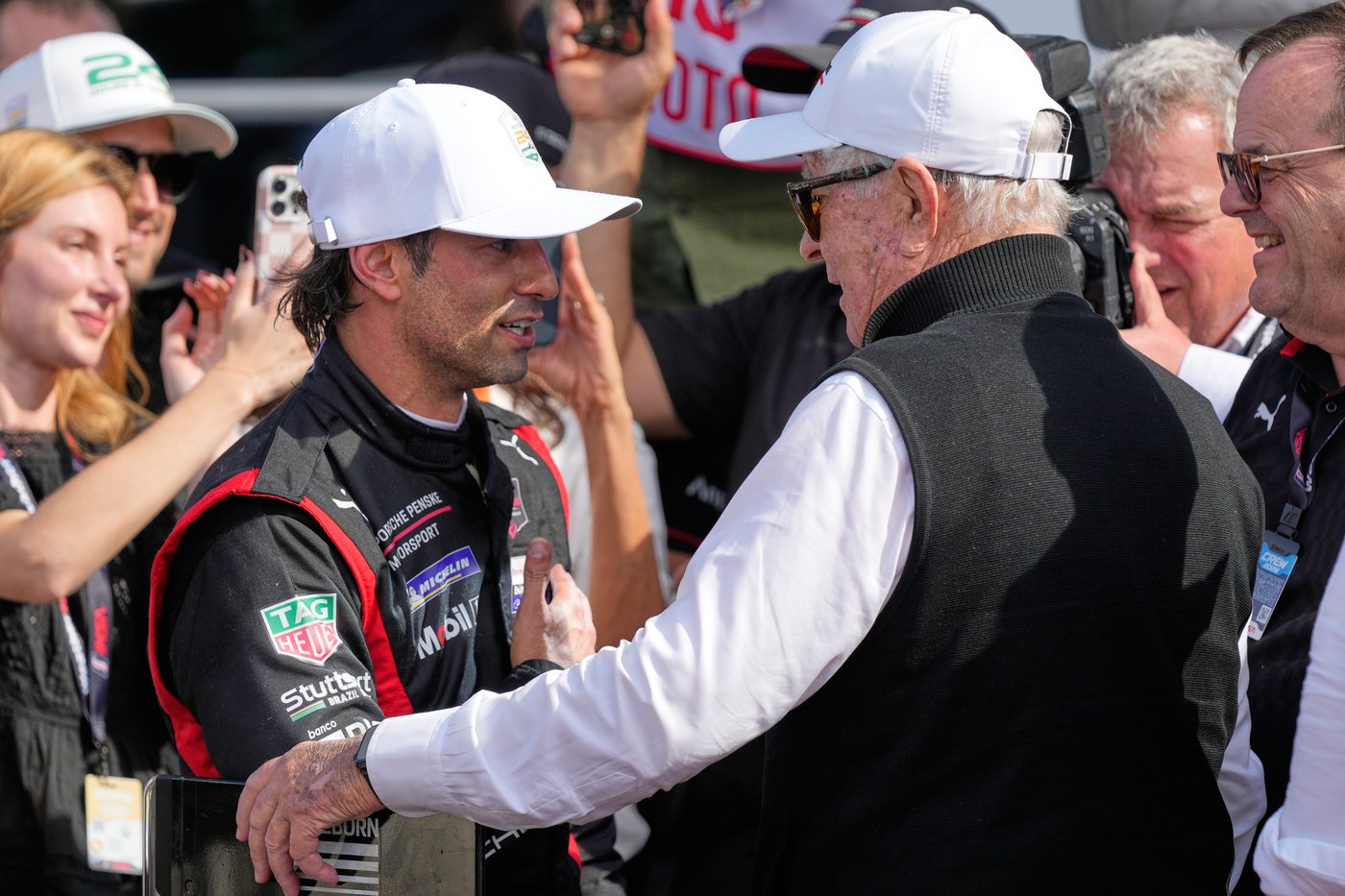 Penske's Porsche clinches 3rd straight Rolex 24 win, offering hope amid challenging year | iNFOnews.ca Penske's Porsche clinches 3rd straight Rolex 24 win, offering hope amid challenging year | iNFOnews.ca