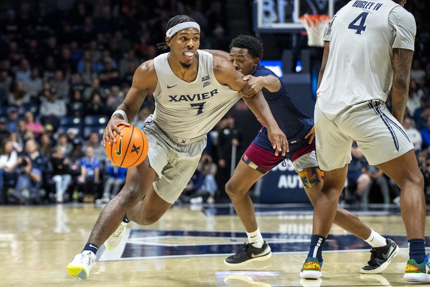 Freemantle scores 17, McKnight 14 as No. 22 Xavier holds on to beat SC State | iNFOnews.ca