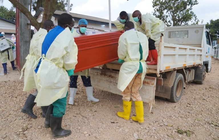 Congo begins Ebola vaccinations for health workers in the epicenter of the outbreak | iNFOnews.ca