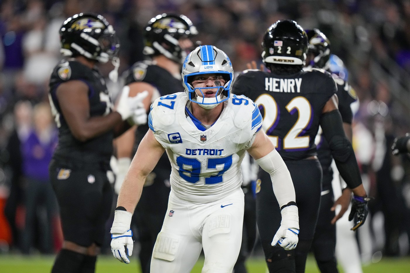 Lions run over the Ravens, sack Lamar Jackson 7 times in a 38-30 win over Baltimore | iNFOnews.ca Lions run over the Ravens, sack Lamar Jackson 7 times in a 38-30 win over Baltimore | iNFOnews.ca
