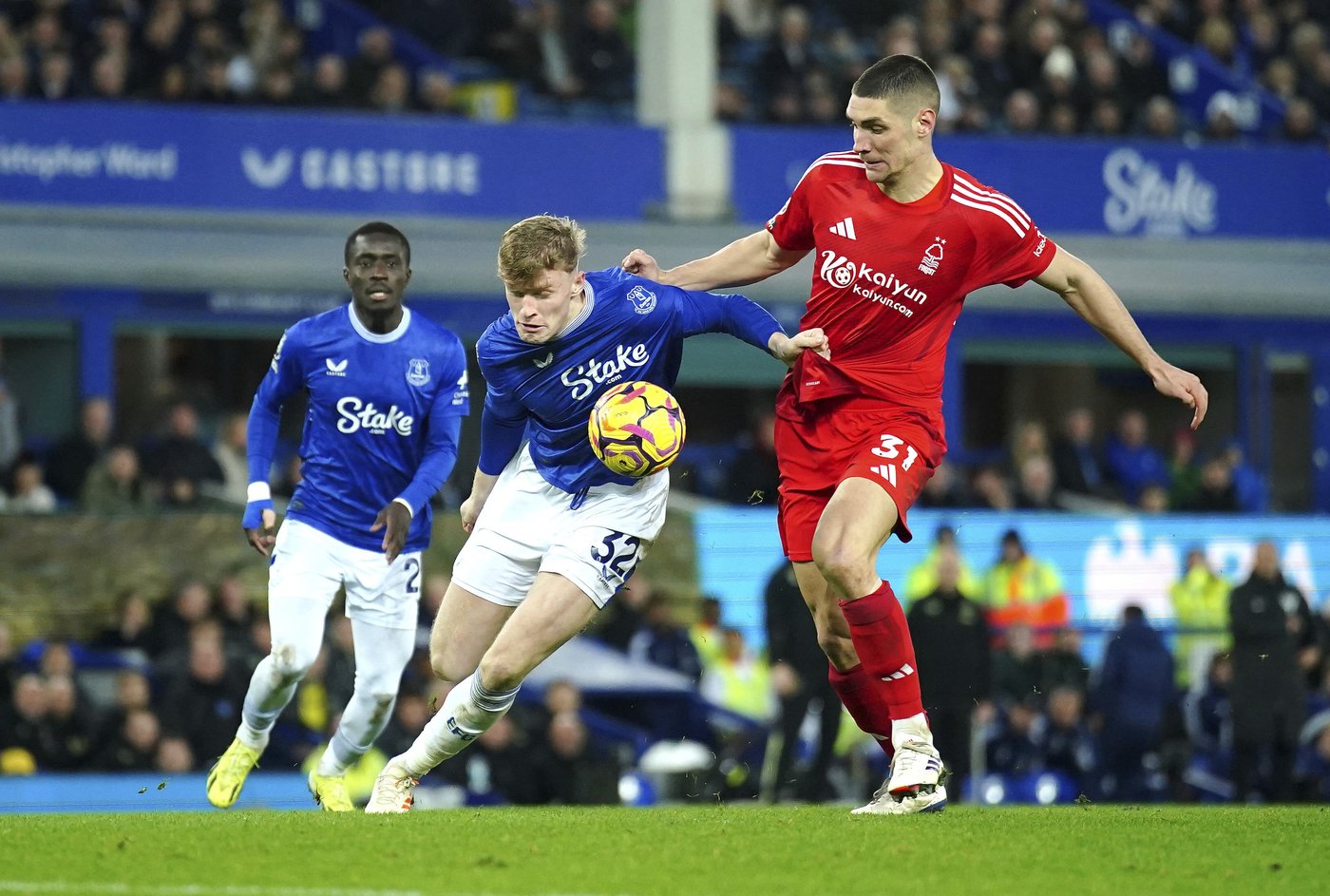 Feels like 1979: Nottingham Forest moves into 2nd place behind rampant Liverpool in Premier League | iNFOnews.ca