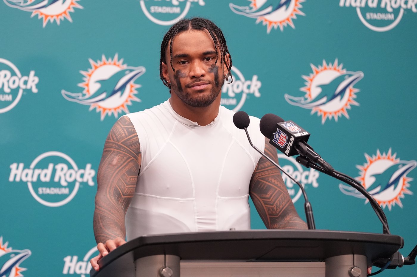Tua Tagovailoa's comments calling out teammates ignite a firestorm the Dolphins can ill afford | iNFOnews.ca Tua Tagovailoa's comments calling out teammates ignite a firestorm the Dolphins can ill afford | iNFOnews.ca
