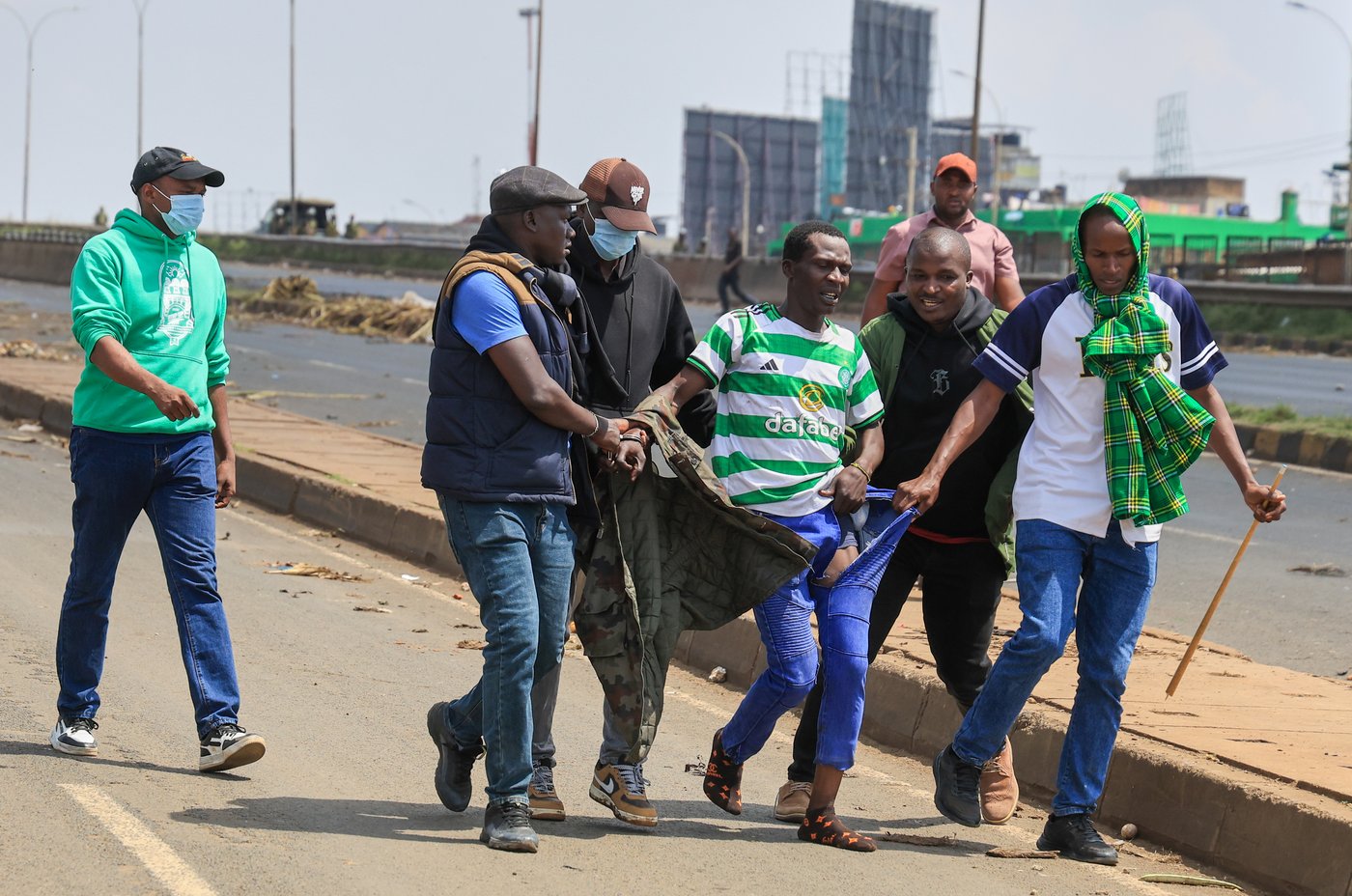 Rising fuel prices trigger protests in Kenya, in photos | iNFOnews.ca