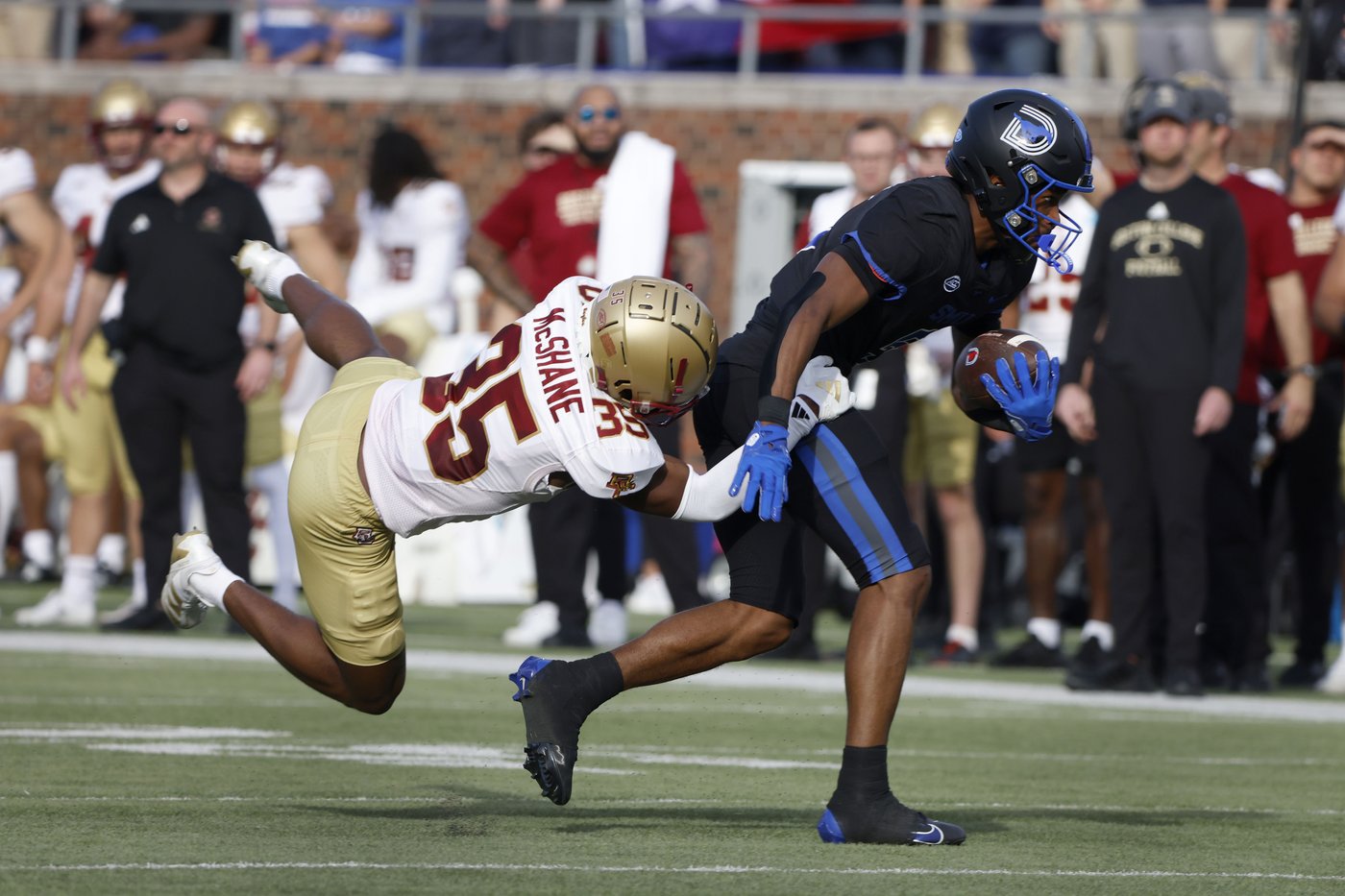 No. 14 SMU moves closer to ACC title game by beating Boston College 38-28 for 7th win in a row | iNFOnews.ca No. 14 SMU moves closer to ACC title game by beating Boston College 38-28 for 7th win in a row | iNFOnews.ca