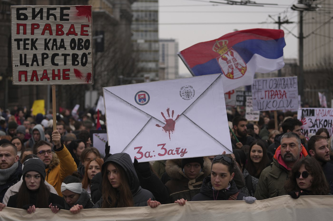 Striking students in Serbia tell chief prosecutor to 'fight for law and justice' | iNFOnews.ca