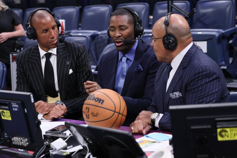 NBA's return to NBC averages 5.61M viewers, most-watched October opening night in 15 years | iNFOnews.ca