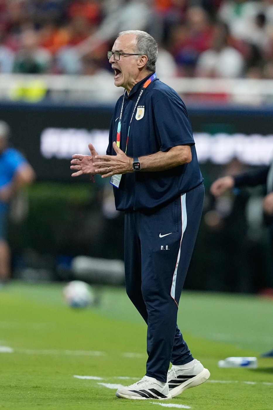 Bielsa takes responsibility for Uruguay's debacle, says he left nothing good for Uruguayan soccer | iNFOnews.ca Bielsa takes responsibility for Uruguay's debacle, says he left nothing good for Uruguayan soccer | iNFOnews.ca