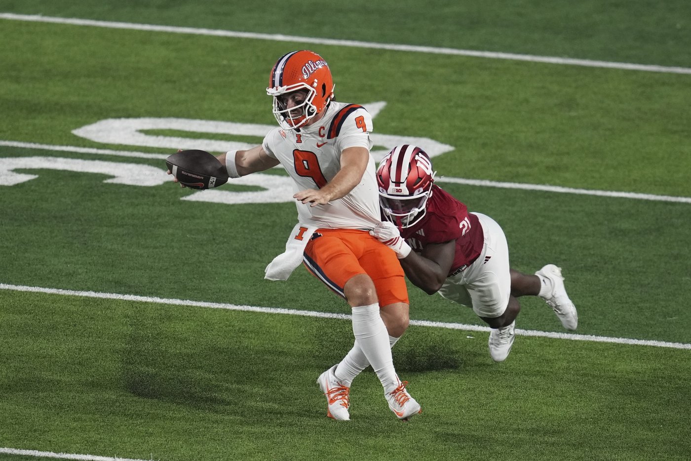 No. 19 Indiana takes control quickly and overwhelms No. 9 Illinois in 63-10 victory | iNFOnews.ca