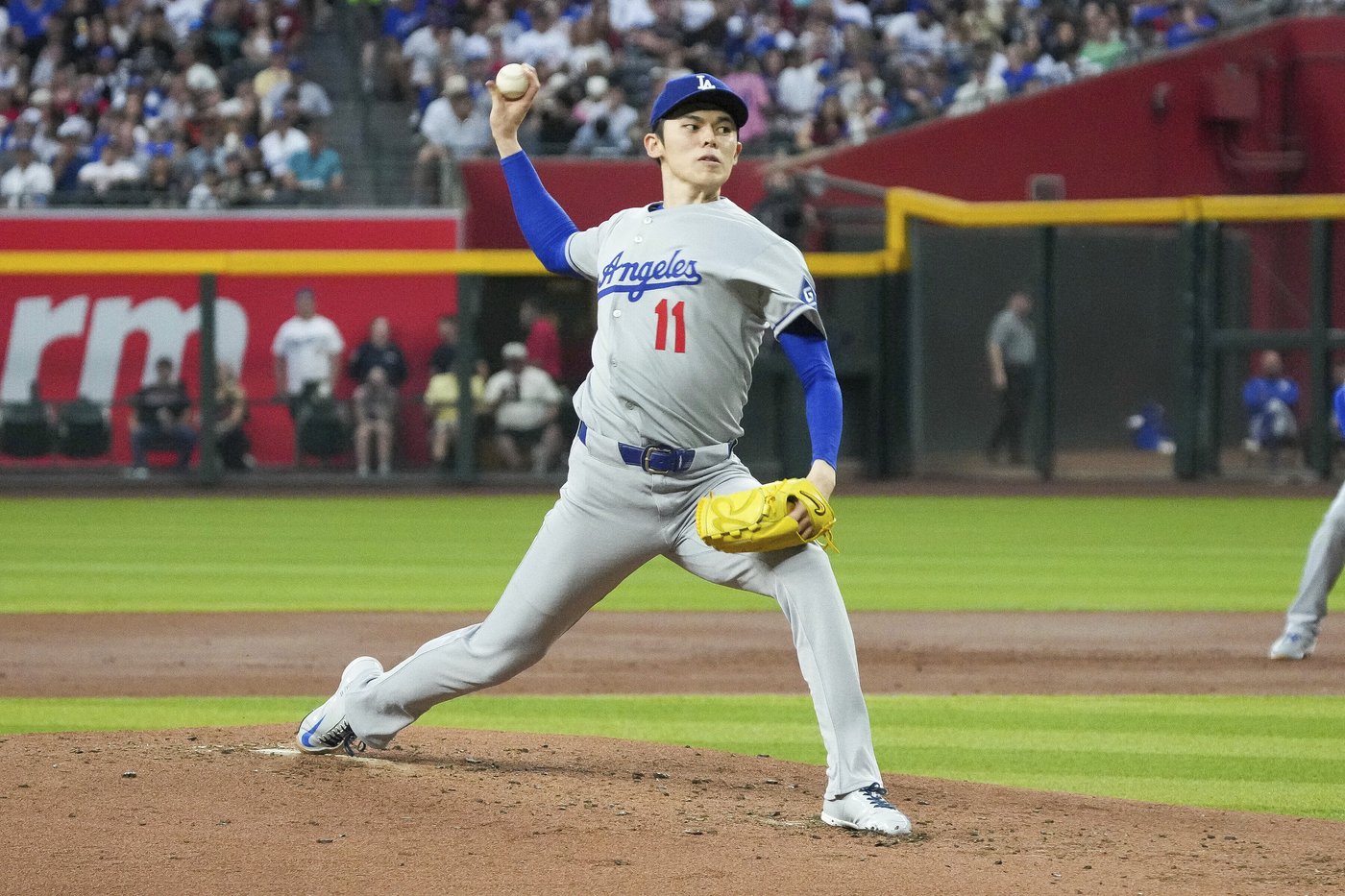 Roki Sasaki is the latest Dodgers pitcher to land on the injured list | iNFOnews.ca