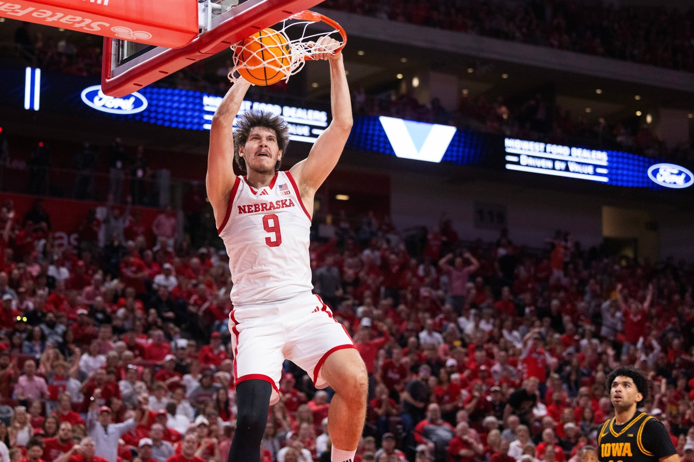 Cale Jacobsen scores 15 and No. 9 Nebraska beats Iowa 84-75 in overtime after blowing late lead | iNFOnews.ca Cale Jacobsen scores 15 and No. 9 Nebraska beats Iowa 84-75 in overtime after blowing late lead | iNFOnews.ca