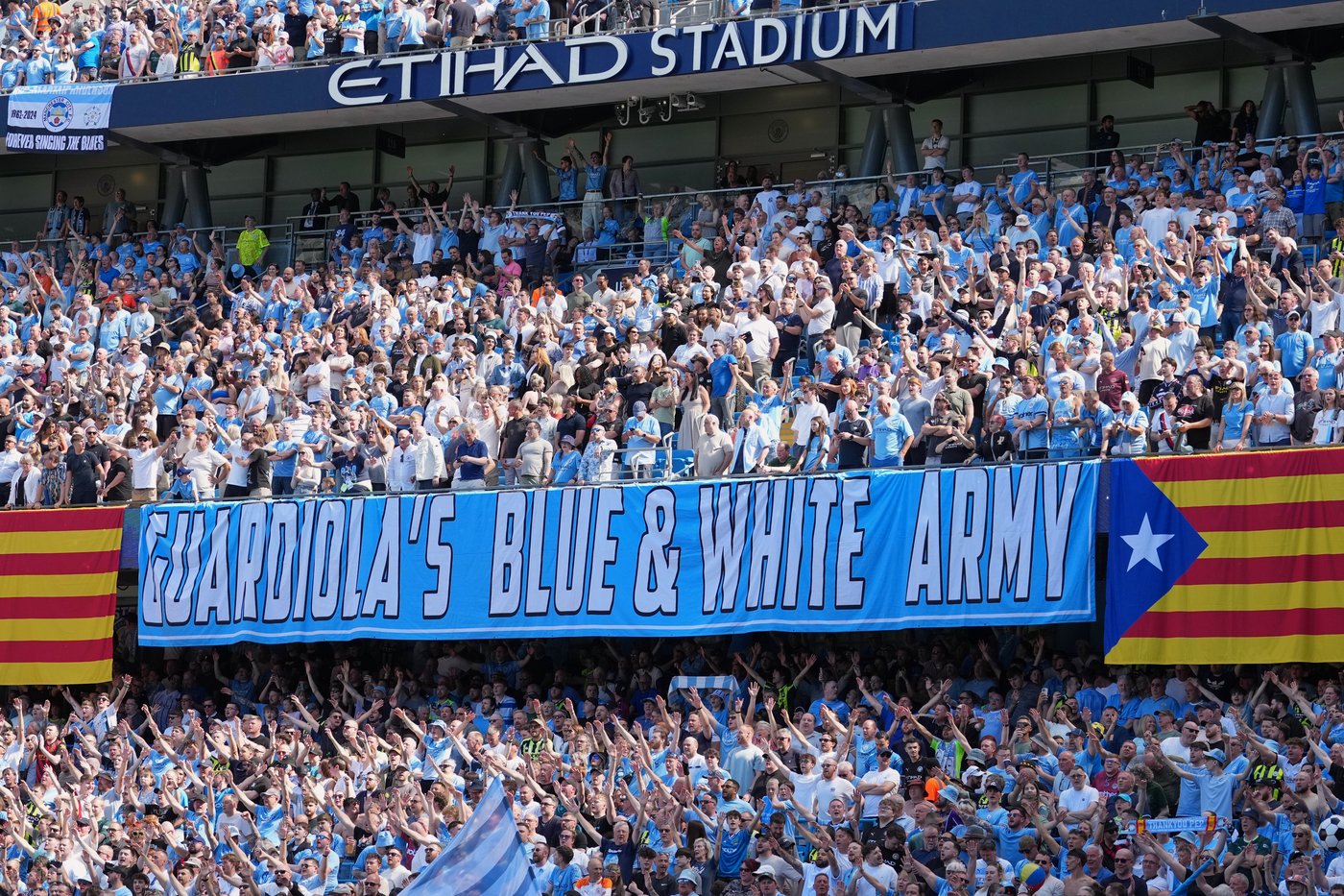Pep Guardiola fights back tears and says goodbye as Man City fans implore him to stay 10 more years | iNFOnews.ca