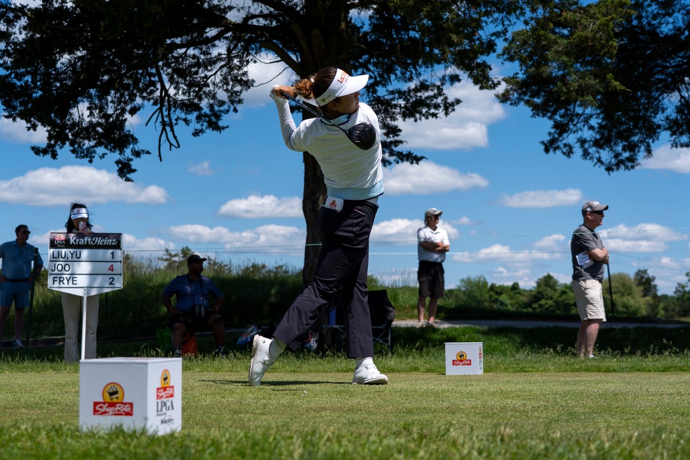 Soo Bin Joo thrives in the wind, builds 4-shot lead in ShopRite LPGA | iNFOnews.ca