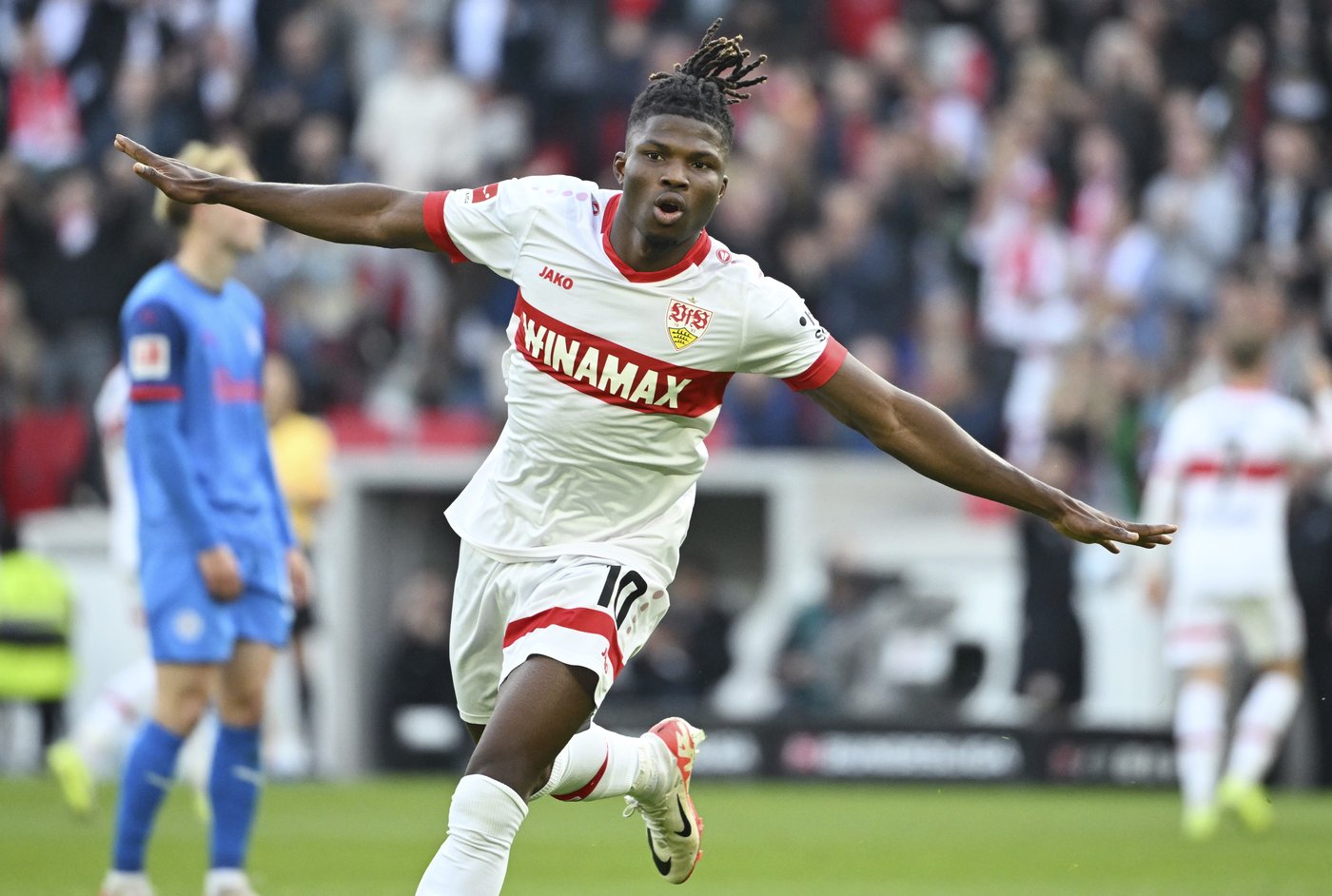 Dortmund slumps to another loss at Augsburg as Leipzig tops the Bundesliga | iNFOnews.ca Dortmund slumps to another loss at Augsburg as Leipzig tops the Bundesliga | iNFOnews.ca