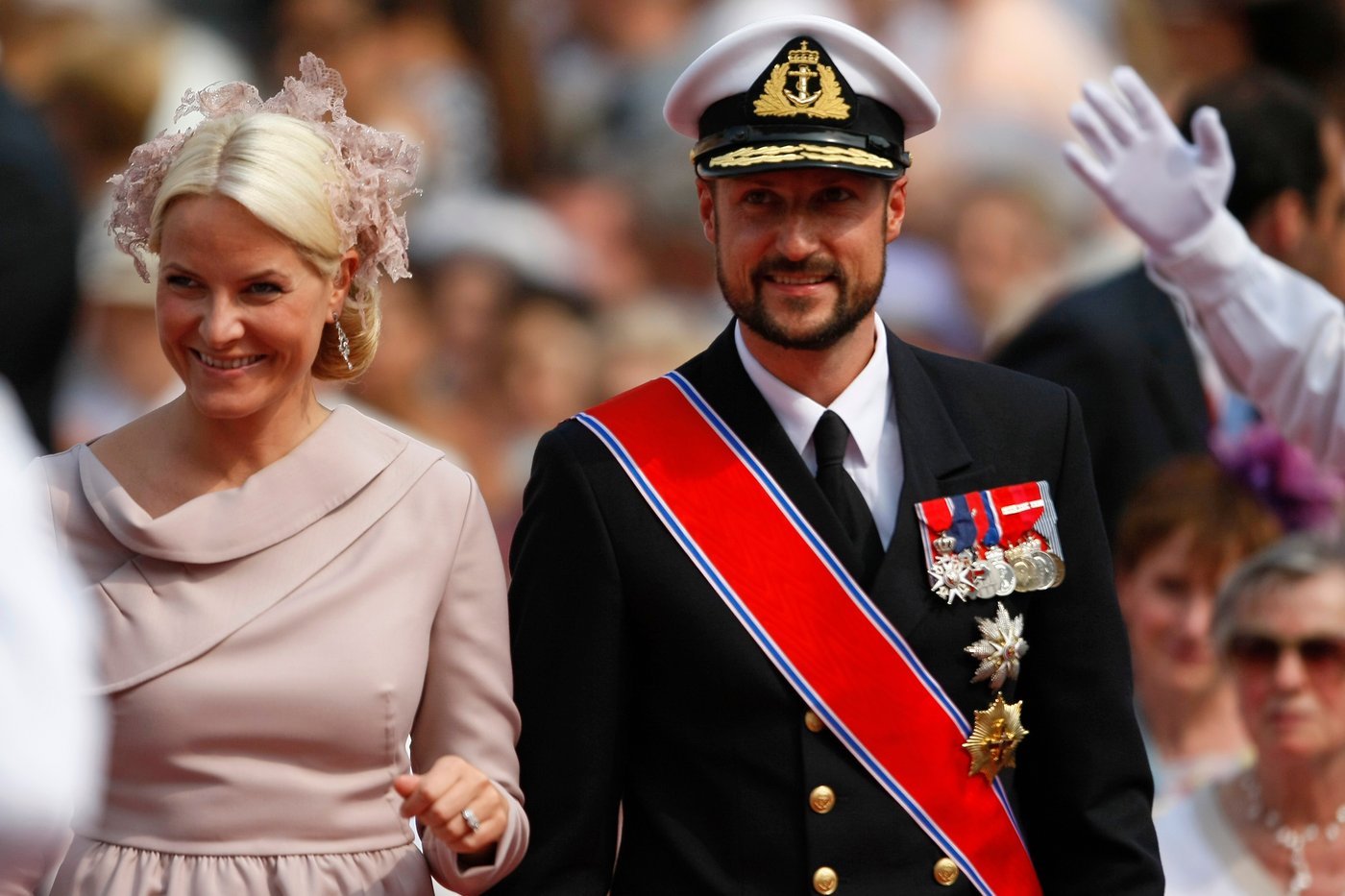 Norway's crown prince becomes King Haakon VIII after his father's death | iNFOnews.ca Norway's crown prince becomes King Haakon VIII after his father's death | iNFOnews.ca