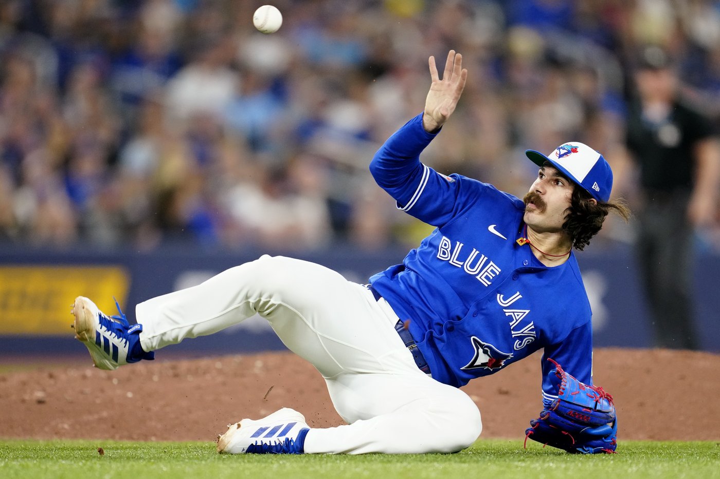 Suarez shines as Red Sox blank Blue Jays 5-0 in three-game series opener | iNFOnews.ca Suarez shines as Red Sox blank Blue Jays 5-0 in three-game series opener | iNFOnews.ca