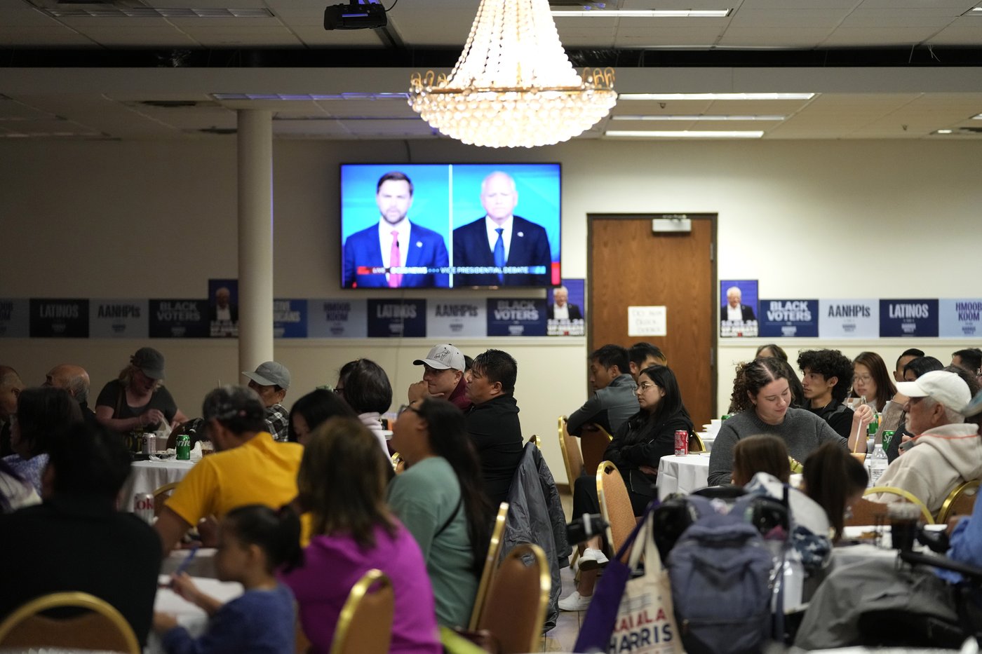 Hmong Minnesotans who support Tim Walz hope to sway fellow Hmong communities in swing states | iNFOnews.ca Hmong Minnesotans who support Tim Walz hope to sway fellow Hmong communities in swing states | iNFOnews.ca