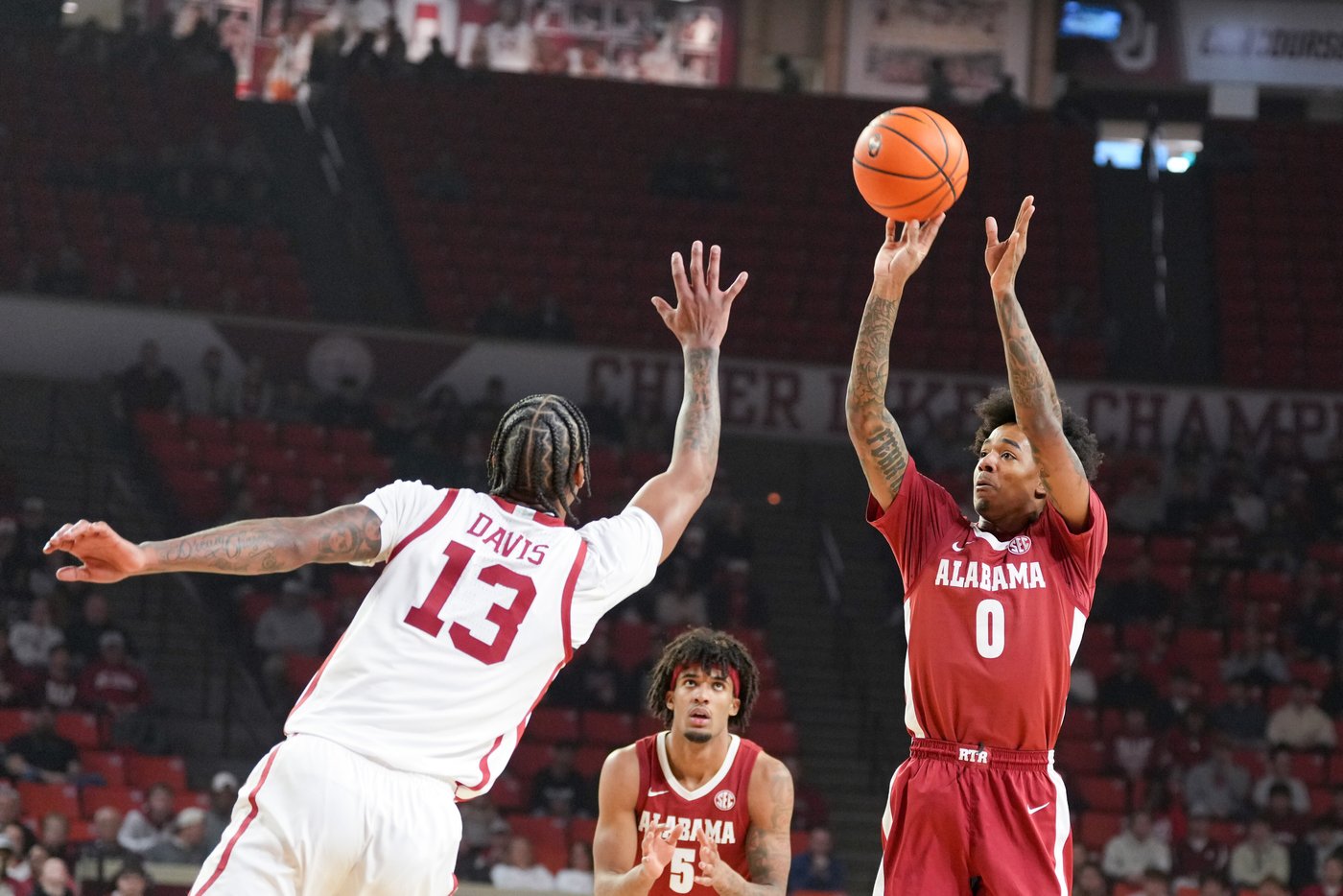 Labaron Philon's 23 points and Aiden Sherrell's 21 help No. 18 Alabama beat Oklahoma 83-81 | iNFOnews.ca Labaron Philon's 23 points and Aiden Sherrell's 21 help No. 18 Alabama beat Oklahoma 83-81 | iNFOnews.ca