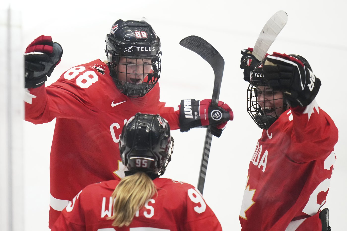 Canada blasts Finland 8-1 to face the US in another women’s ice hockey worlds final | iNFOnews.ca