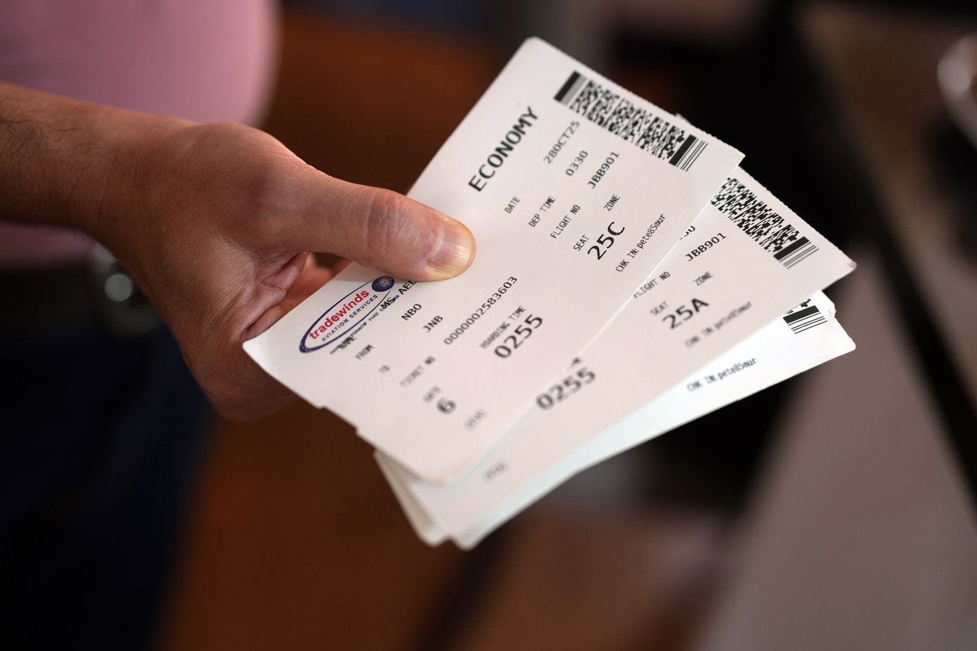AP finds an Israeli group discreetly organized the mystery flights evacuating Palestinians from Gaza | iNFOnews.ca