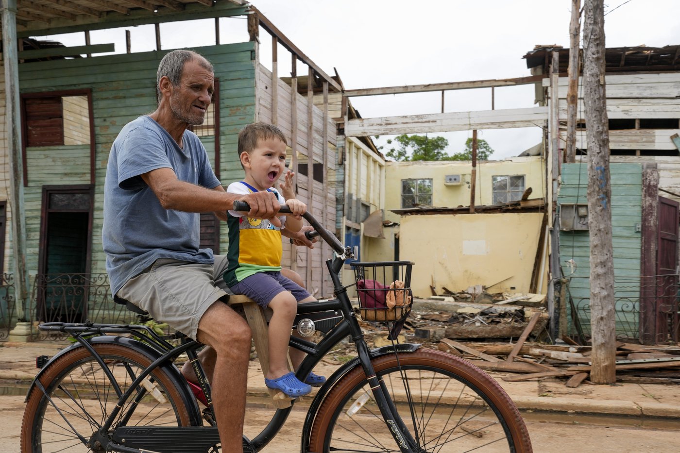 Cuba left reeling after Category 3 hurricane ravages island and knocks out power grid | iNFOnews.ca