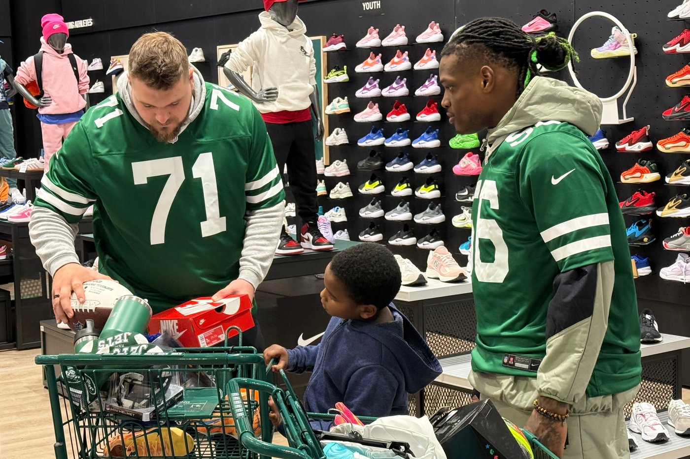 Jets linebacker Quincy Williams calls firing of defensive coordinator Steve Wilks 'very unfortunate' | iNFOnews.ca