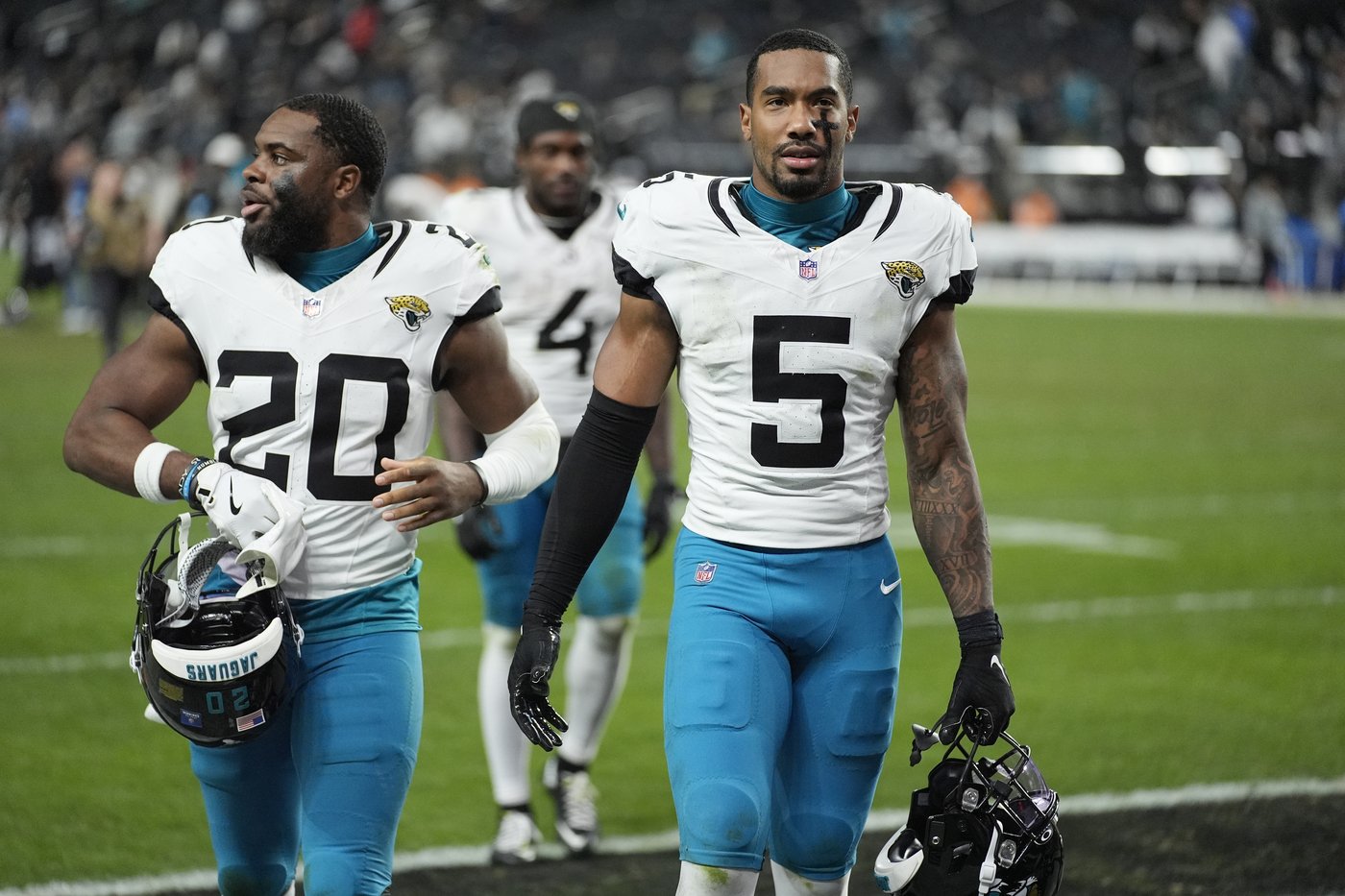 O'Connell passes for 257 yards and Raiders snap 10-game skid with 19-14 win over Jaguars | iNFOnews.ca