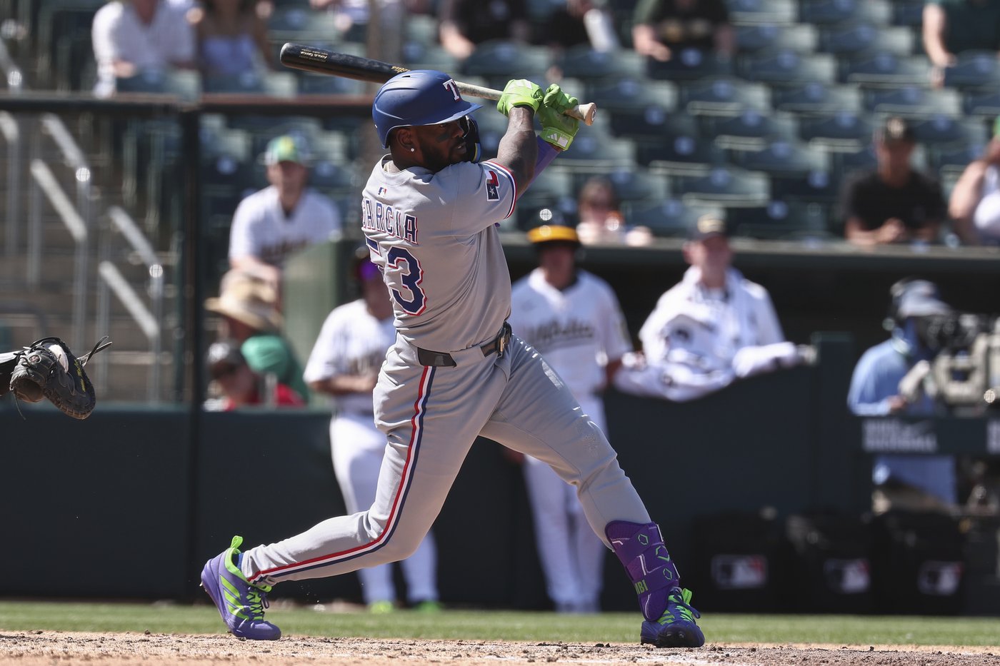 Adolis García returns for surging Rangers, batting cleanup vs. Mets | iNFOnews.ca