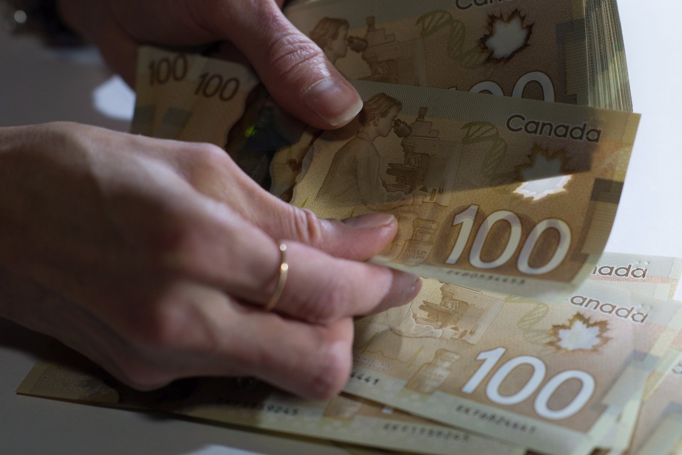 Significant increase in the circulation of counterfeit bills in retail stores | iNFOnews.ca