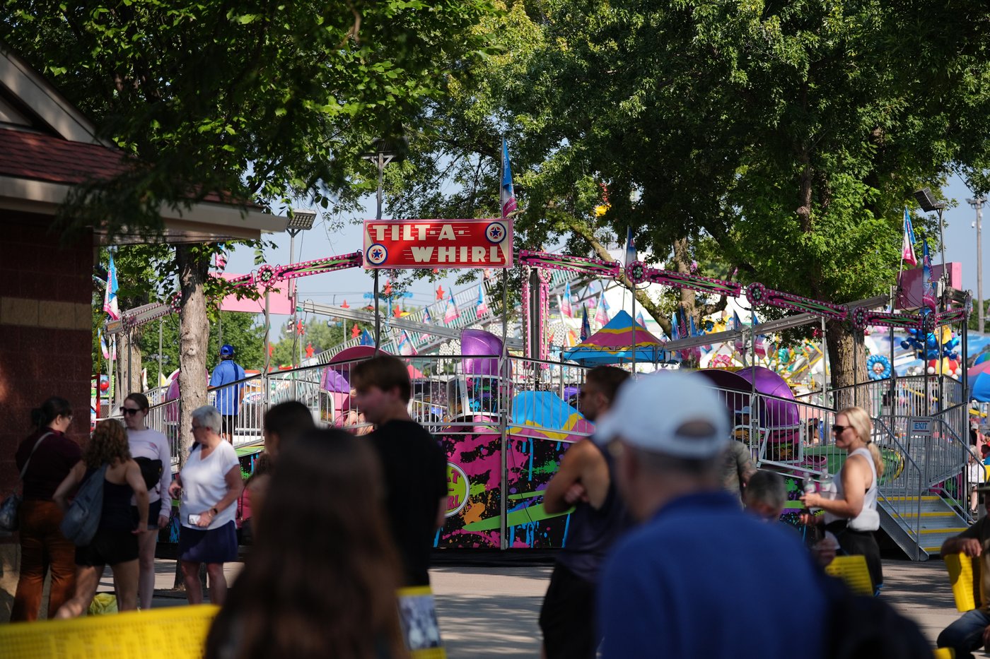 Spinning and dipping, Minnesota fairgoers delight in the classic Tilt-A-Whirl ride as it turns 100 | iNFOnews.ca