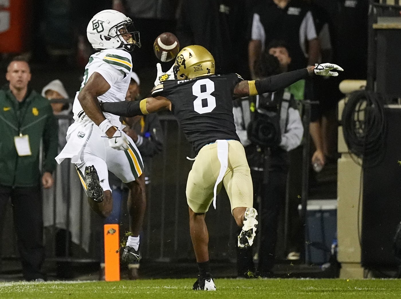 Sanders connects with Wester on Hail Mary in regulation, Colorado beats Baylor 38-31 in overtime | iNFOnews.ca