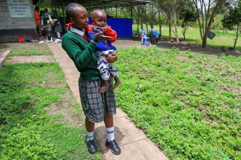 A rare school in Kenya is empowering teenage mothers with education and child care | iNFOnews.ca