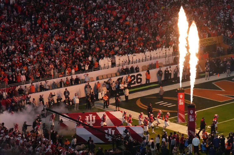 White House task force members attend CFP title game to prepare for the World Cup | iNFOnews.ca