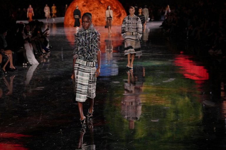 Showmanship returns at Chanel as designer Blazy debuts under a sky of planets | iNFOnews.ca