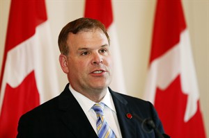 John Baird unfazed by criticism after meeting with Israelis in East Jerusalem | iNFOnews.ca CP22867938