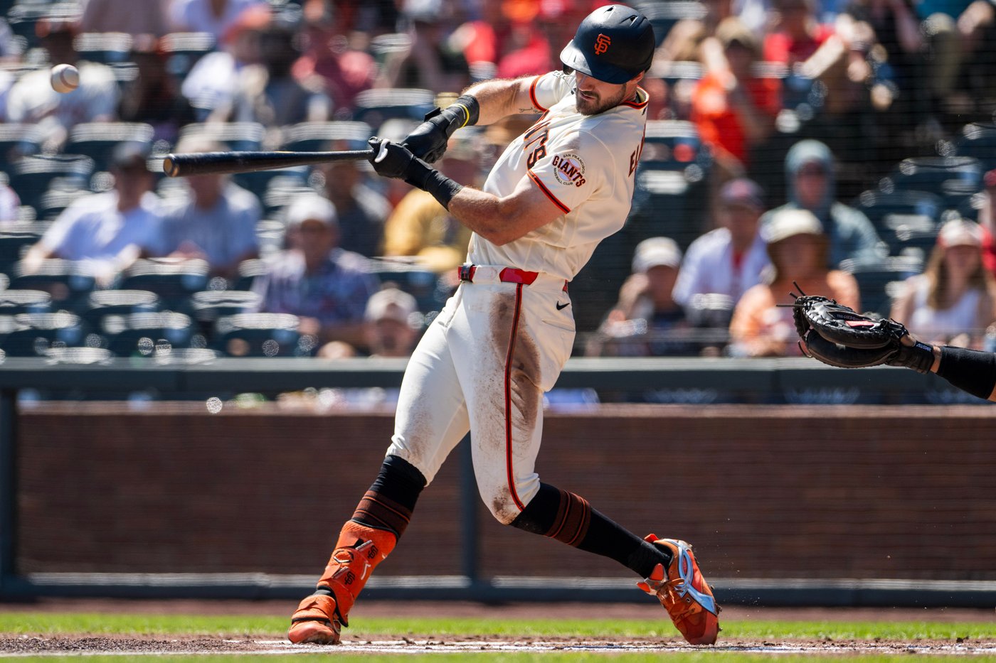 Whitcomb's double caps Giants' 6-run rally in a 7-6 victory over the Cardinals | iNFOnews.ca