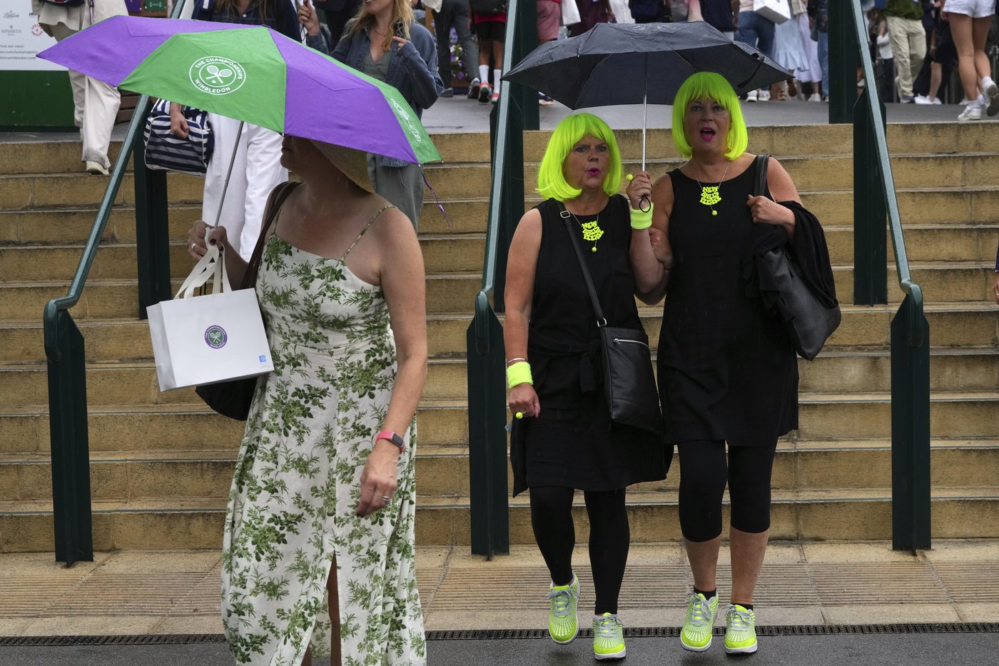 Photos show the rain on Day 3 after the Wimbledon heatwave | iNFOnews.ca